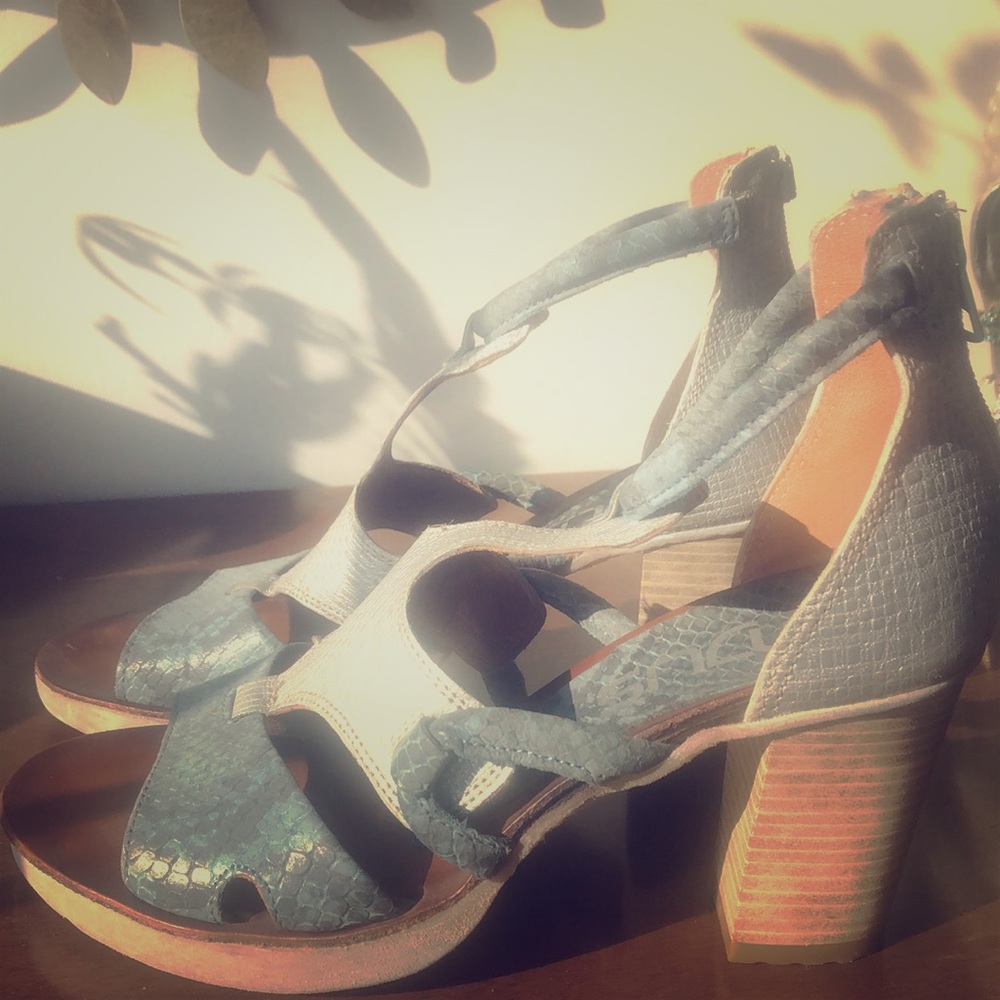 Mjus beautiful heals